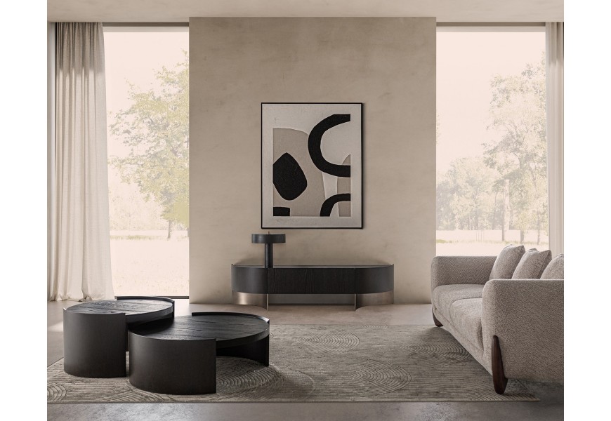 Luxusní moderní sestava obývacího nábytku Davaro s nádechem art deco stylu s kulatými konferenčními stolky a TV stolkem v černé barvě s kovovými nožičkami a béžovou čalouněnou sedačkou s dřevěnýma nohama