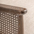 Luxusní retro čalouněné béžové křeslo Milonisa s dřevěnou hnědou konstrukcí a ratanovým vídeňským výpetem 86 cm