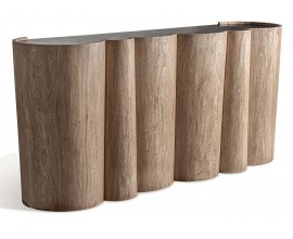 Luxusní art deco atypický hnědý mramorový barový pult Zoran v oblém tvaru s vrchní černou deskou s devíti poličkami 243 cm