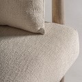 Luxusní moderní čalouněné bavlněné křeslo Lisan v béžové barvě z masivního světlého hnědého březového dřeva 90 cm