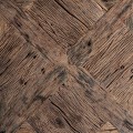 Masivní industriální čtvercový příruční stolek Draven s dekorativní dřevěnou deskou v parketovém vzoru 61 cm