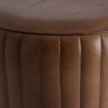 Stylová industriální kožená čalouněná hnědá kulatá barová židle Mendy s prošíváním a kovovou černou nohou 83 cm
