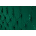 Stylová chesterfield smaragdová zelená manželská postel Kreon se sametovým potahem s nízkými černými nožičkami 220 cm