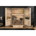 Luxusní art deco masivní dvoudveřová obdélníková barová skříňka Sonia v hnědé barvě s geometrickým reliéfním vzorem 141 cm