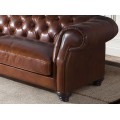 Luxusní chesterfield koňakově hnědá třímístná sedačka Hastings s potahem z pravé kůže a vyřezávanými nožičkami 226 cm