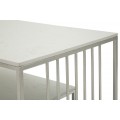 Stylov&yacute; obd&eacute;ln&iacute;kov&yacute; art deco stř&iacute;brn&yacute; kovov&yacute; konferenčn&iacute; stolek Silviana s polic&iacute; a b&iacute;l&yacute;m mramorov&yacute;m designem 90 cm