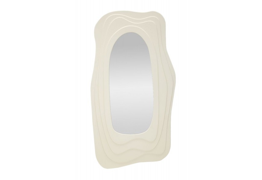 Moderní závěsné obdélníkové nástěnné zrcadlo Landa s dřevěným rámem v krémové barvě s vrstveným vlnitým designem a organickým tvarem