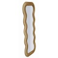 Modern&iacute; n&aacute;stěnn&eacute; zrcadlo Swan v obd&eacute;ln&iacute;kov&eacute;m atypick&eacute;m vlnit&eacute;m tvaru s dvojit&yacute;m r&aacute;mem v b&eacute;žov&eacute;m sametov&eacute;m potahu 160 cm