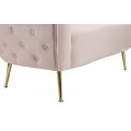 Art deco obdélníková růžová čalouněná sametová dvoumístná sedačka Lienne s výrazným prošíváním a zlatými nožičkami 127 cm