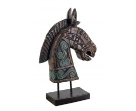 Designová etno masivní socha Cavaliero ve tvaru koňské hlavy z teakového dřeva v černé a hnědé barvě s vyřezávanými detaily v modrozelené barvě