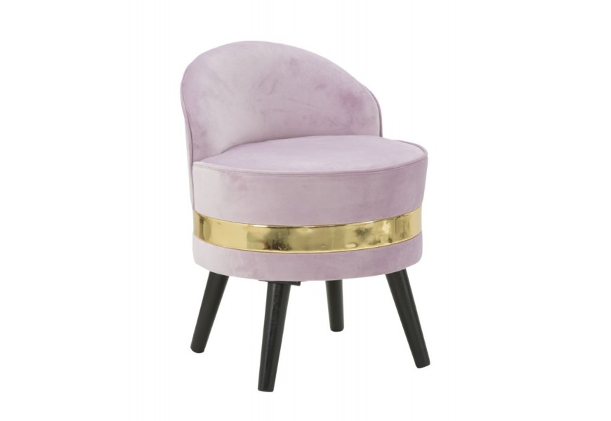 Designové glamour nízké křeslo Laurentia s kulatou sedací částí s horizontálním lesklým zlatým detailem a zaoblenou opěrkou s potahem ze sametu ve světle růžové barvě se šikmými nožičkami v černé barvě