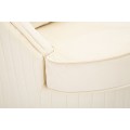 Stylové art deco kulaté krémové sametové křeslo Bellaria se zlatými detaily a vertikálním prošíváním 80 cm