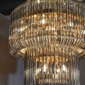 Luxusní skleněný lustr Fumié s kulatým tříúrovňovým stínítkem v šedé barvě a zlatou vnitřní konstrukcí 106 cm