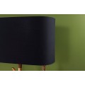 Stylová oválná zlatá vysoká stojací lampa Mervik s kovovou nohou a dřevěnými prvky s černým stínítkem 154 cm