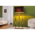 Stylová oválná zlatá vysoká stojací lampa Mervik s kovovou nohou a dřevěnými prvky s černým stínítkem 154 cm