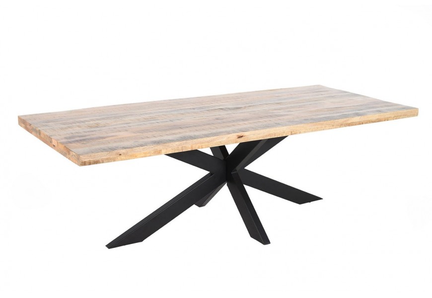 Designový industriální jídelní stůl Comedor s obdélníkovou vrchní deskou z masivního mangového dřeva s výraznou strukturou ve světle hnědé barvě a podstavou z kovu v černé barvě se čtyřmi zkříženýma nohama