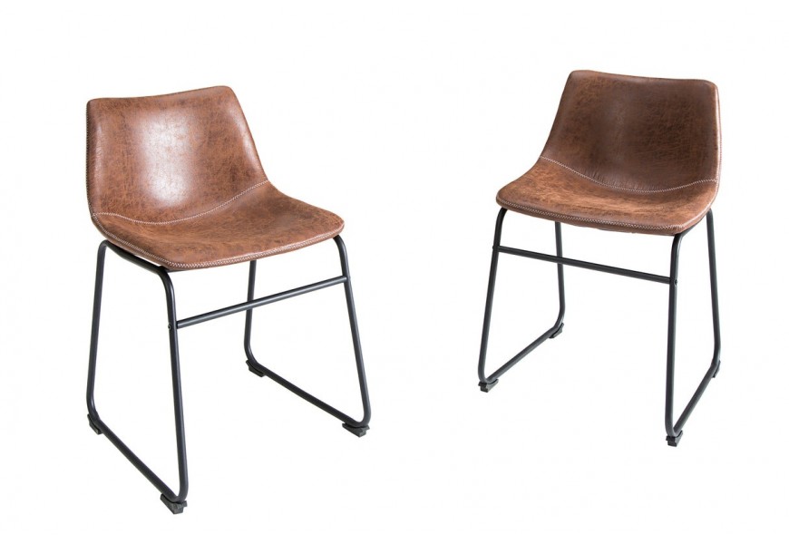 Stylová vintage hnědá kožená jídelní židle Dingo s texturovaným povrchem a černou kovovou konstrukcí 75 cm
