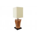 Etno designová stolní lampa Roots se čtvercovým lněným krémovým stínítkem a přírodní nohou z větví v hnědé barvě