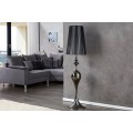 Luxusní jedinečná stojací lampa Lucie Schwarz z kovu s lesklým černým povrchem a kulatým nylonovým stínítkem 160 cm