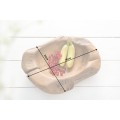 Etno masivní hnědá kulatá mísa Suava z teakového dřeva v nepravidelném tvaru s hladkým povrchem 30 cm