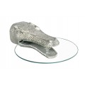 Art deco příruční stolek Crocodile s kulatou průhlednou skleněnou deskou a sochou krokodýla ve stříbrné barvě z kovu s otvory pro zavěšení