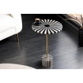 Art deco kulatý příruční stolek Hypnotique s černobílým vykládáním s intarzií a zlatou kovovou tyčí 55 cm