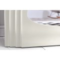 Moderní designové zrcadlo Swan s bílým zvlněným vrstveným rámem s klenutým obloukem ve vrchní části 160 cm