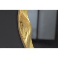 Art deco zrcadlo Auri s plastickým asymetrickým zlatým rámem a kulatým tvarem s dýhovanou výztuží na zavěšení 52 cm
