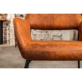 Industri&aacute;ln&iacute; hněd&aacute; kožen&aacute; j&iacute;deln&iacute; židle Mustang s vintage vzhledem s čern&yacute;mi kovov&yacute;mi nožičkami a b&iacute;l&yacute;m pro&scaron;&iacute;v&aacute;n&iacute;m 79 cm