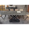 Designový šedý rozkládací jídelní stůl Lutz s oválnou keramickou deskou s bílými žilkami a černou kovovou podstavou 190 cm