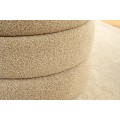 Moderní oválná lavice Eliana s vrstveným designem a úložným prostorem v béžové bouclé tkanině 112 cm