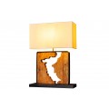 Industriální stolní lampa Arbaro s obdélníkovým stínítkem z bavlny v bílé barvě se čtvercovou nohou z hnědého suarového dřeva s dekorativním výřezem s kovovým rámováním v černé barvě s obdélníkovou podstavou z kaučukového dřeva v černé povrchové úpravě