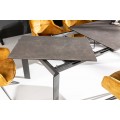 Moderní rozkládací jídelní stůl Antan v antracitovém šedém provedení s keramickou deskou a kovovou konstrukcí 240cm