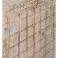 Luxusní venkovský příborník Albacete z masivního hnědého akáciového dřeva s vintage úpravou a vyřezávaným zdobením 140 cm