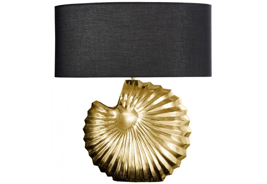 Art-deco stolní lampa s černým oválným textilním stínítkem a zlatou dekorativní podstavou ve tvaru spirálové mušle s reliéfním povrchem