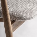 Luxusní moderní jídelní židle Elmar s designovou opěrkou s šedým melírovaným potahem a světlou hnědou konstrukcí 79 cm
