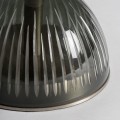 Glamour okrúhly príručný stolík Rosabelle z bieleho mramoru so zelenou sklenenou podstavou s kovovou striebornou nohou 70 cm
