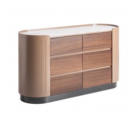 Luxusní designová oválná hnědá komoda Grisham se šesti šuplíky a bílou mramorovou deskou a černou podstavou 140 cm