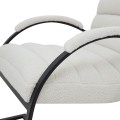 Luxusní designové obloukové křeslo Ark s černým kovovým rámem a krémovým bouclé potahem na opěrce a sedáku 96 cm