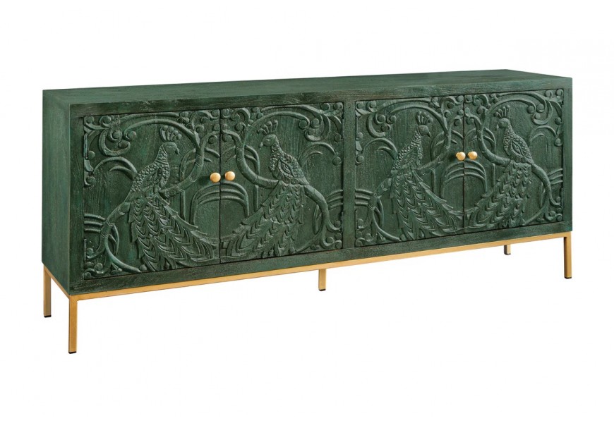 Art deco zelený čtyřdveřový příborník Birdy z mangového dřeva s vyřezávanými motivy pávů a rostlin s tenkými zlatými kovovými nožičkami a malými kulatými úchytkami