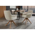 Designová moderní otočná jídelní židle Corvin s béžovým žinylkovým potahem a hnědými dubovými nohama 68 cm