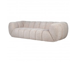Luxusní art deco bouclé třímístná sedačka Amora v béžové barvě s oblými hranami a vertikálním prošíváním 240 cm