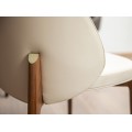 Luxusní moderní jídelní židle Vita Naturale s bočnicemi s koženým krémovým potahem a ořechovými hnědýma nohama 49 cm