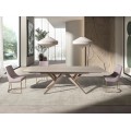 Luxusní art deco jídelní židle Forma Moderna s růžovozlatou kovovou podstavou a šedým textilním potahem 86 cm