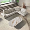 Luxusní moderní obývací sestava Vita Naturale s šedou koženou sedačkou a ořechově hnědými stolky s bílým mramorem