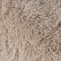 Luxusní glamour kožešinové křeslo Cloudy v taupe hnědé barvě s oblými tvary bez nožiček 95 cm