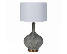 Designová glamour stolní lampa Reya s keramickou podstavou s úzkým hrdlem se strukturou šagrenové kůže v zelené a bílé barvě se zlatým podstavcem a bílým textilním válcovitým stínítkem