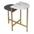 Glamour dvouúrovňový příruční stolek Duomarble se zaoblenou mramorovou bílou a černou deskou se zlatými nožičkami 64 cm Glamour dvouúrovňový příruční stolek Duomarble se zaoblenou mramorovou bílou a černou deskou se zlatými nožičkami 64 cm