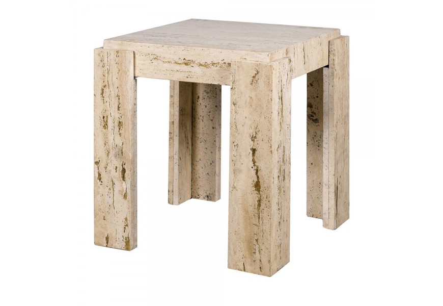 Luxusní moderní travertinový příruční stolek Caldera z mramoru ve čtvercovém tvaru s výraznou strukturou a plochými nožičkami