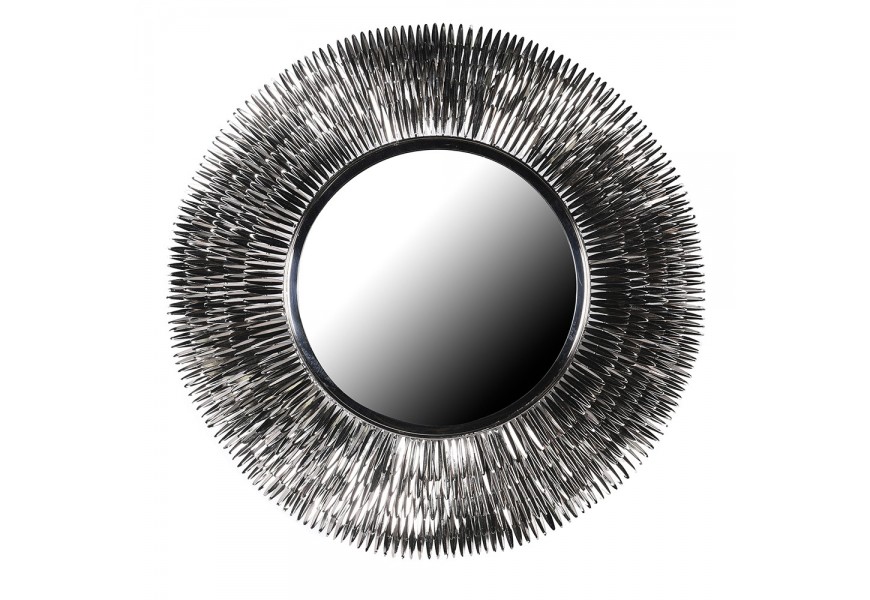 Designové art deco kulaté závěsné chromové zrcadlo Surya s rámem z kovu s designem paprsků v pěti řadách